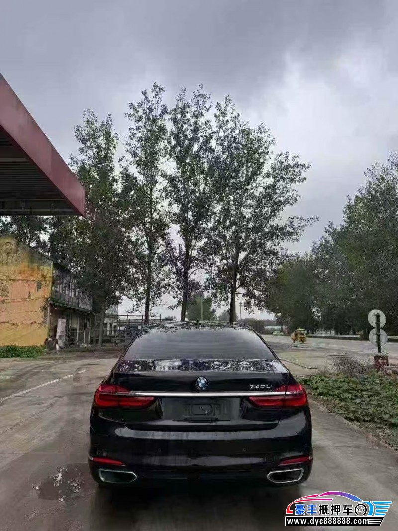 19年宝马7系轿车抵押车出售