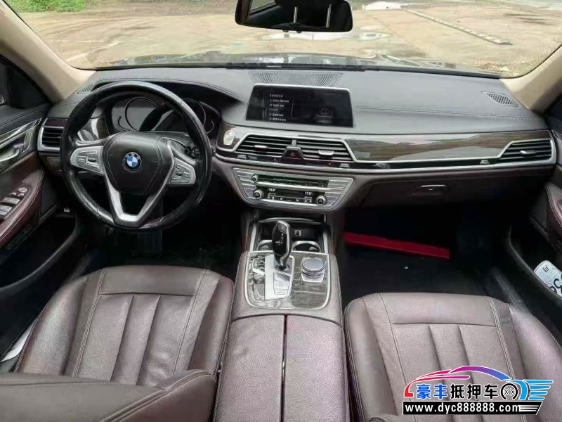 19年宝马7系轿车抵押车出售