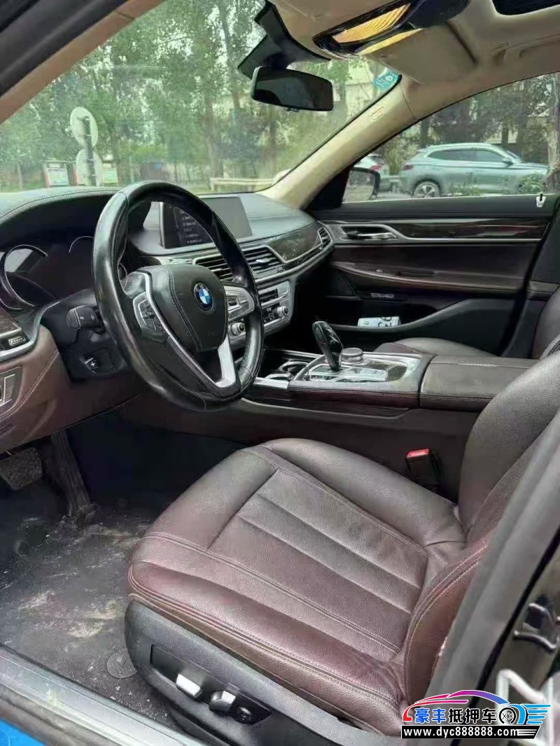 19年宝马7系轿车抵押车出售