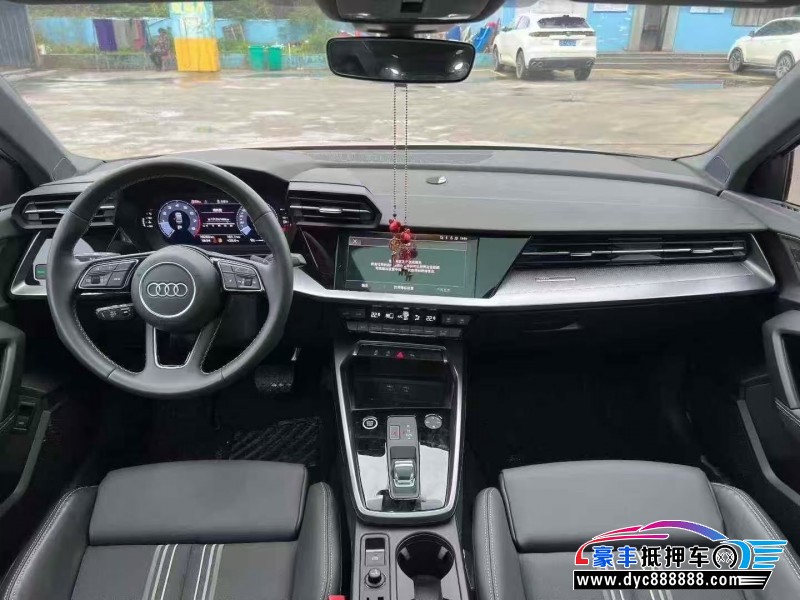 22年奥迪A3轿车抵押车出售