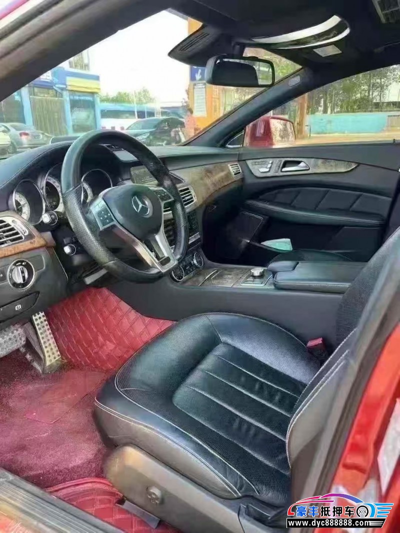 16年奔驰CLSSUV抵押车出售