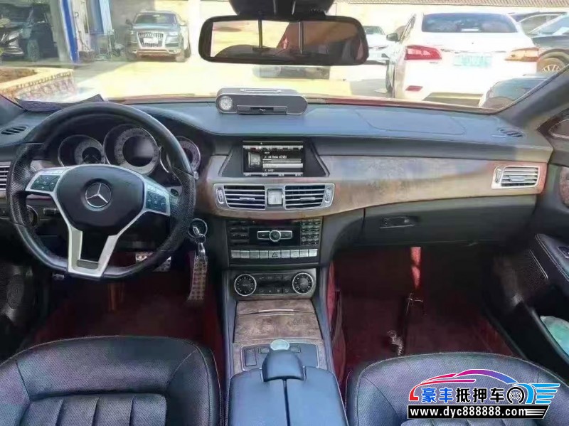 16年奔驰CLSSUV抵押车出售