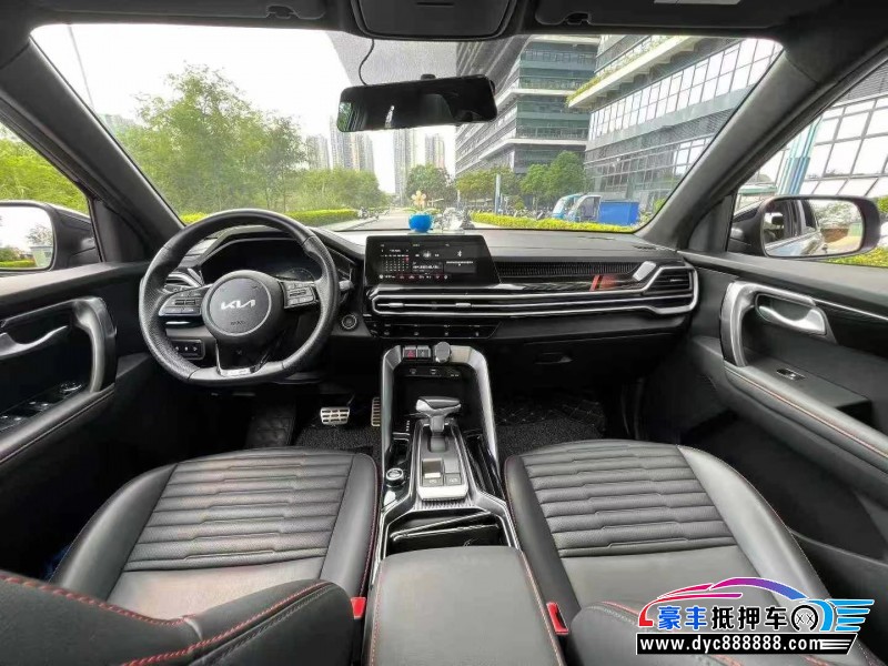 22年起亚智跑轿车抵押车出售