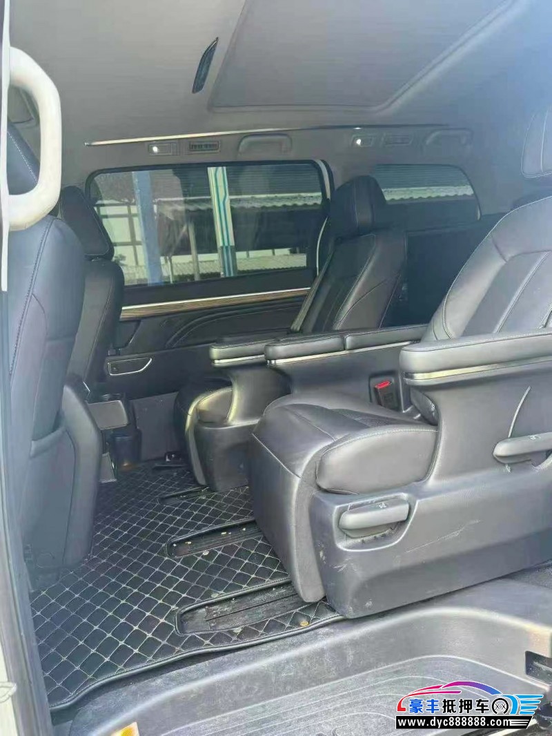 21年传祺M8轿车抵押车出售