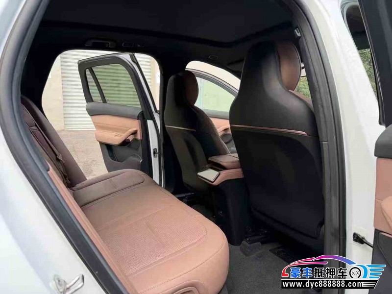 24年蔚来ES6轿车抵押车出售