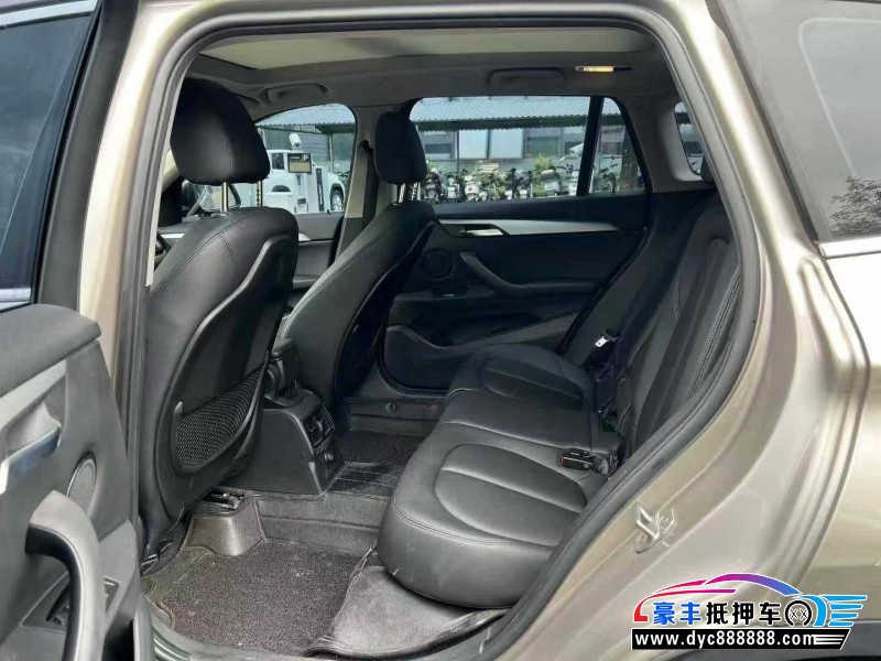 18年宝马X1轿车抵押车出售