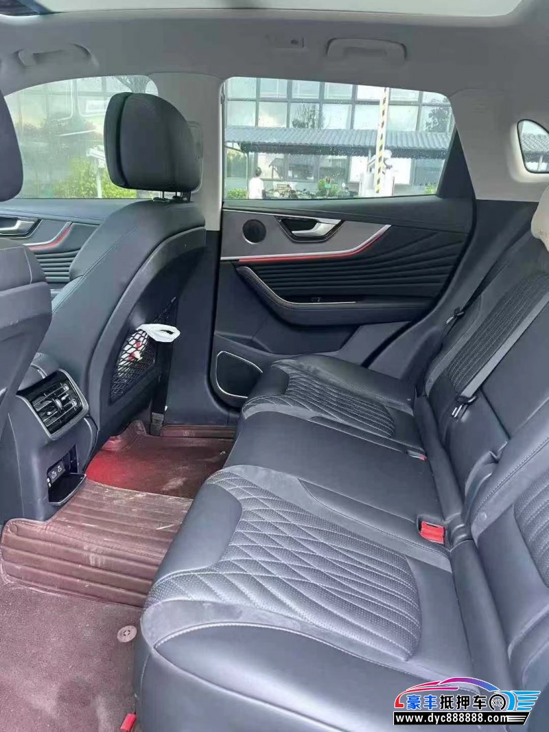 24年红旗HS5轿车抵押车出售