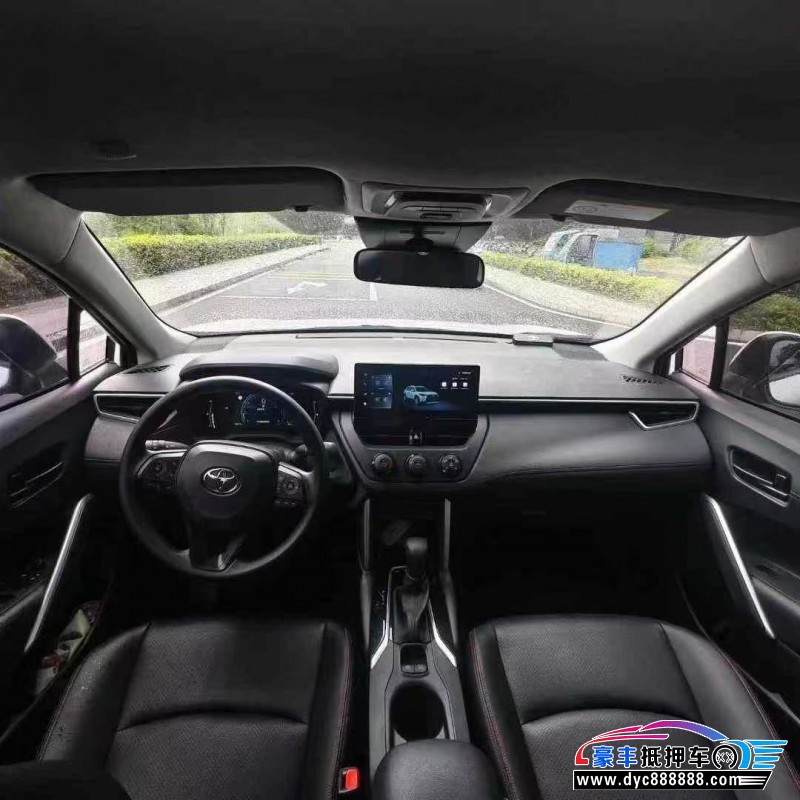 24年丰田锐放轿车抵押车出售