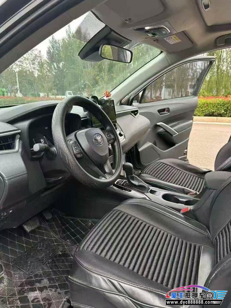 24年丰田锐放轿车抵押车出售