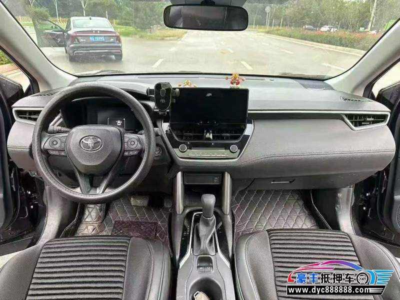 24年丰田锐放轿车抵押车出售