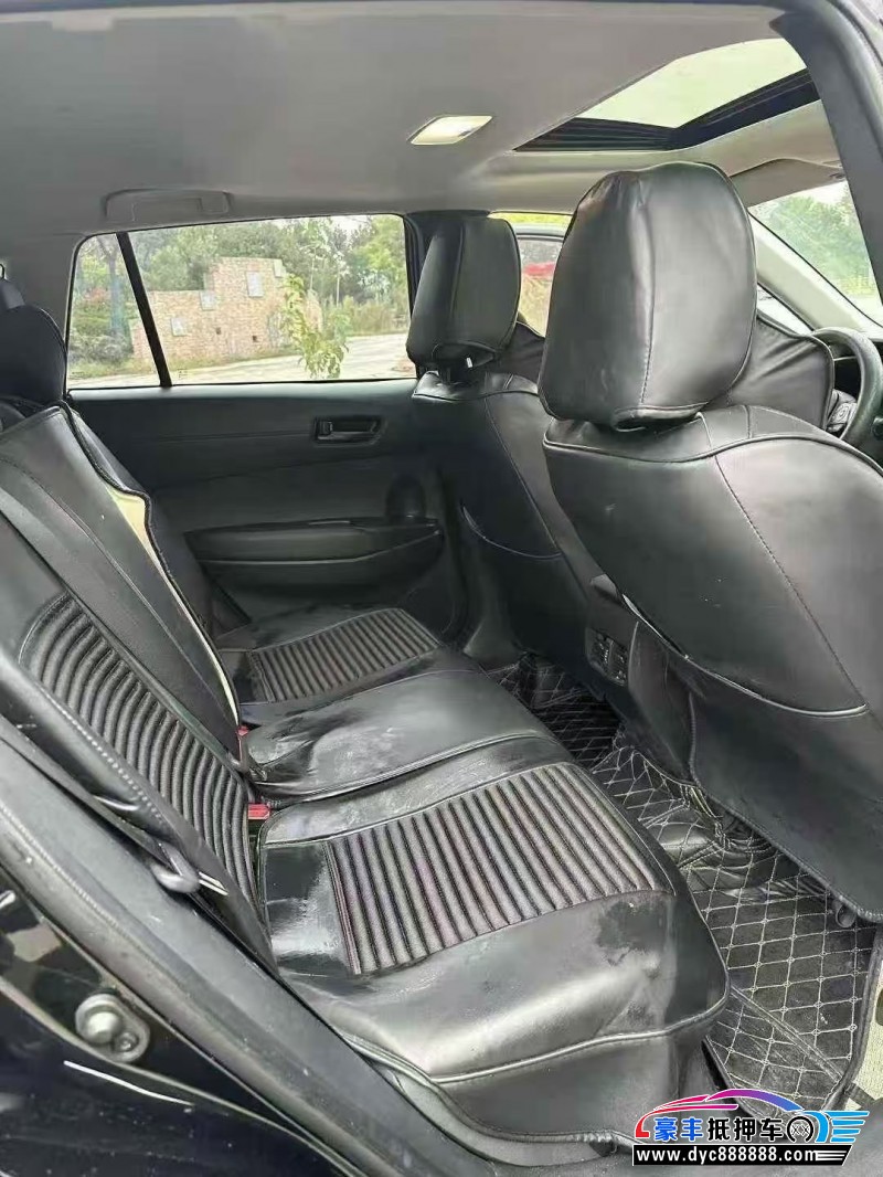 24年丰田锐放轿车抵押车出售