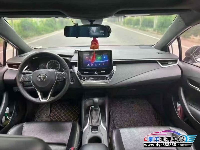 20年丰田雷凌轿车抵押车出售