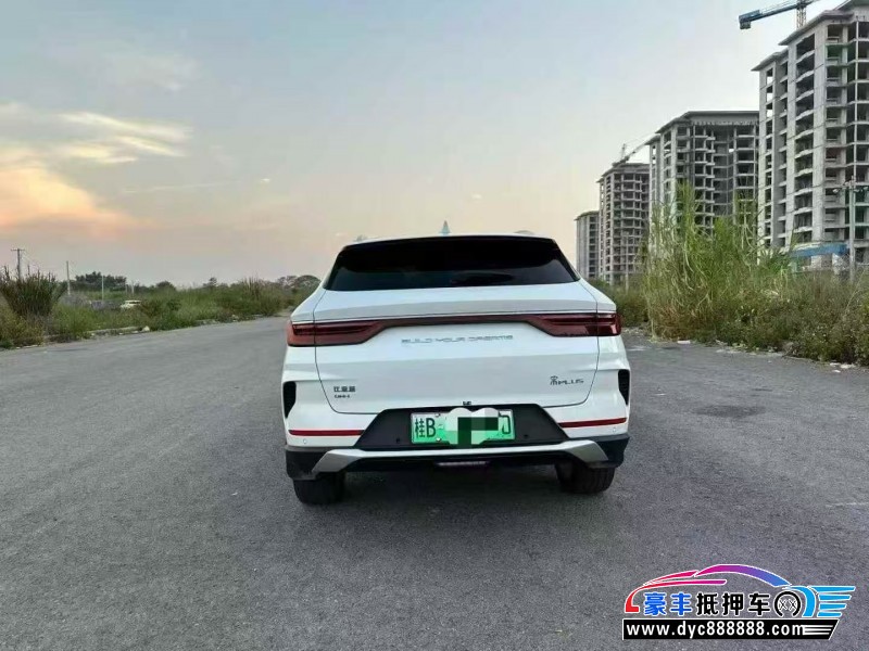 23年比亚迪宋轿车抵押车出售