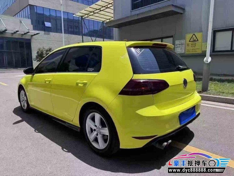 15年大众高尔夫轿车抵押车出售