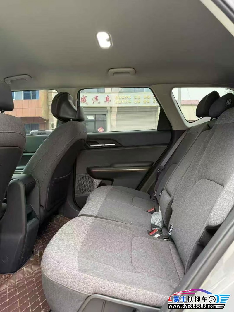 24年起亚EV5轿车抵押车出售