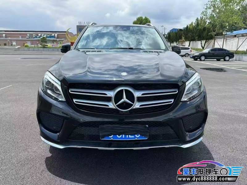 17年奔驰GLE轿车抵押车出售