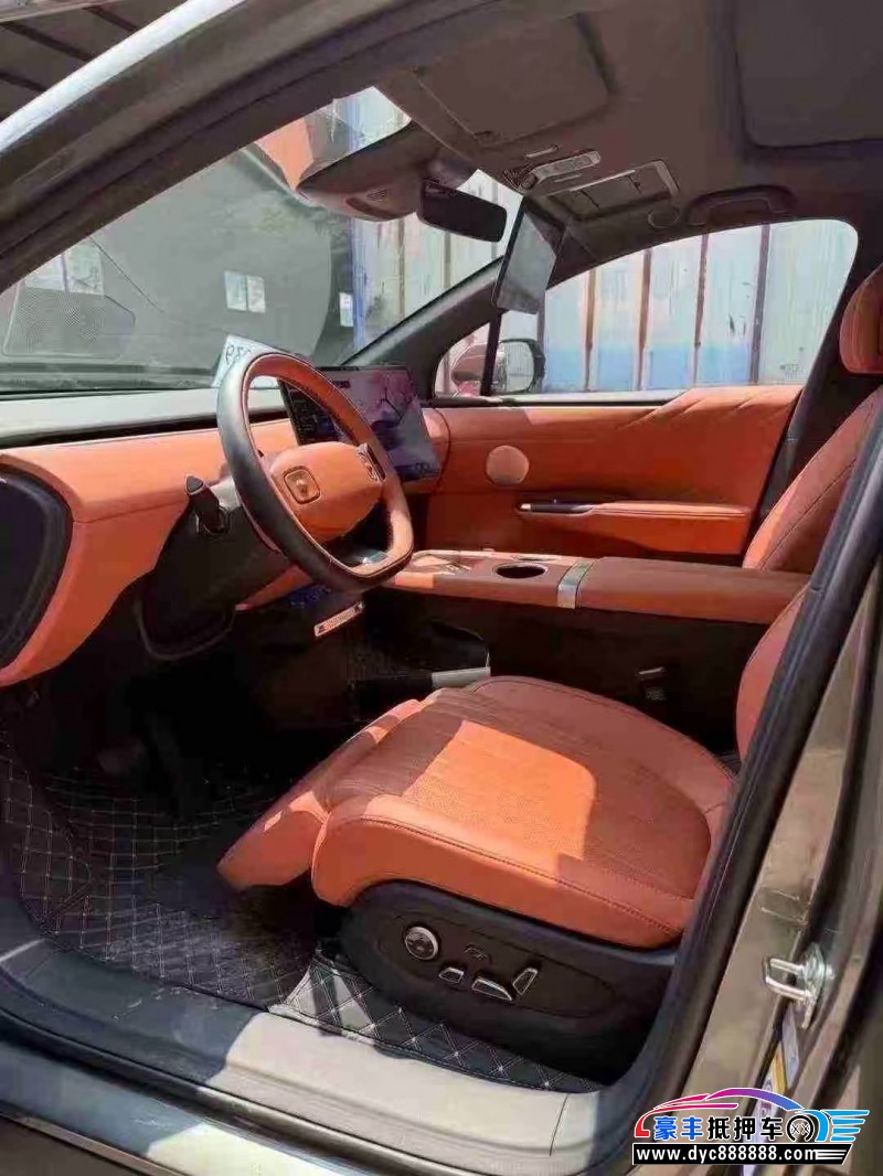 25年长安启源E07轿车抵押车出售