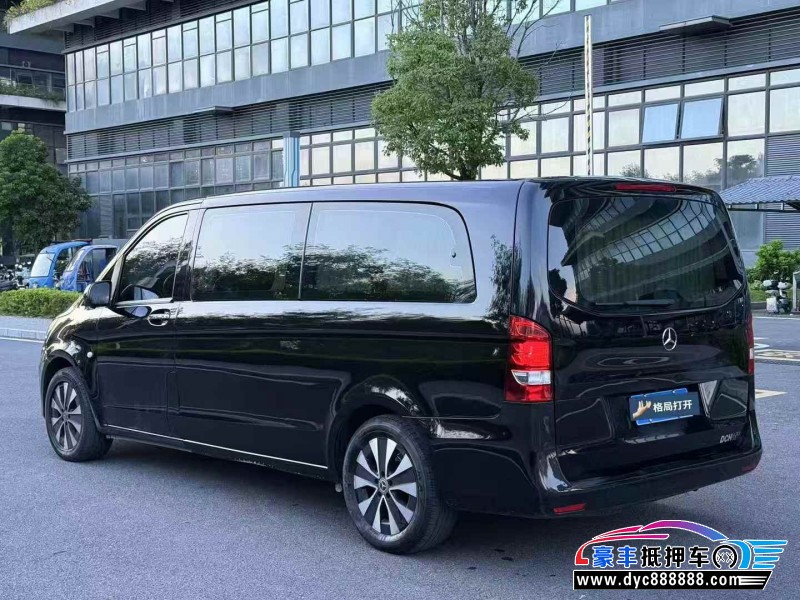 21年奔驰威霆轿车抵押车出售