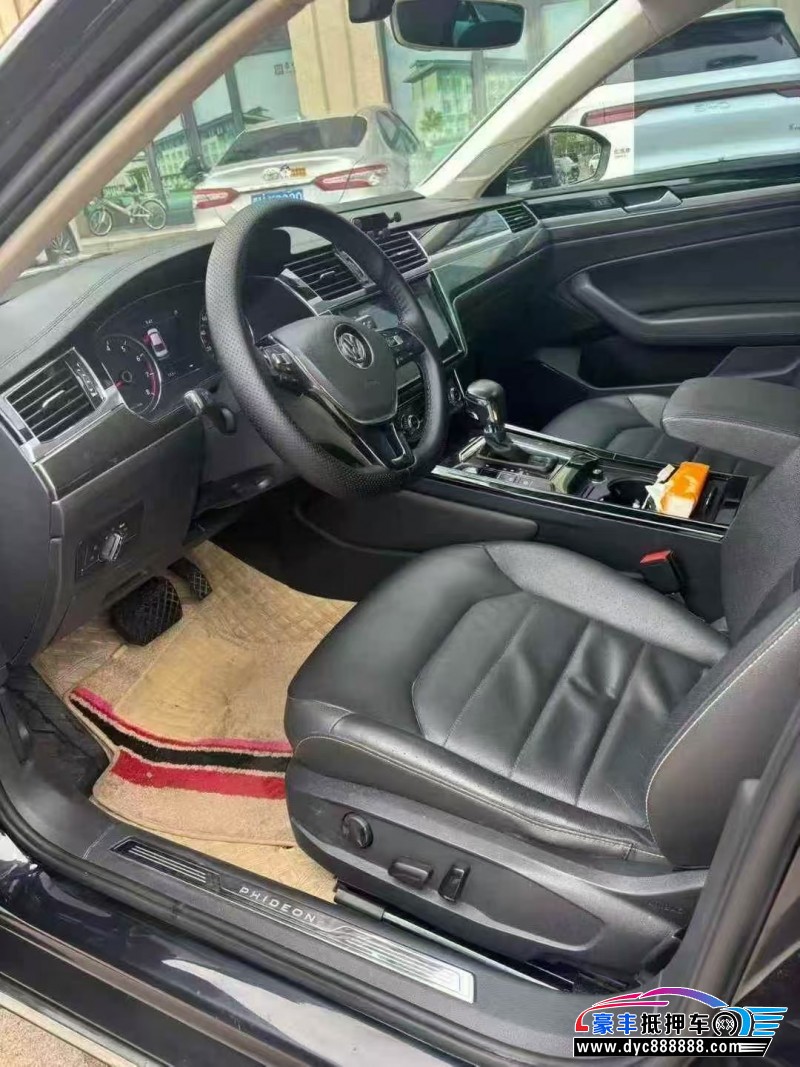 21年大众辉昂轿车抵押车出售