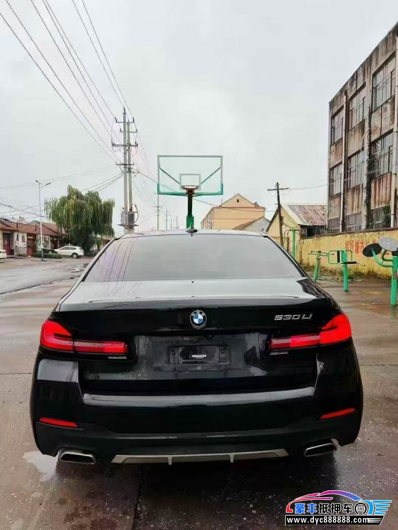 21年宝马5系轿车抵押车出售