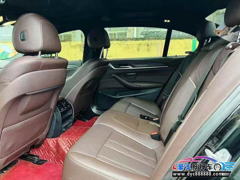 21年宝马5系轿车抵押车出售