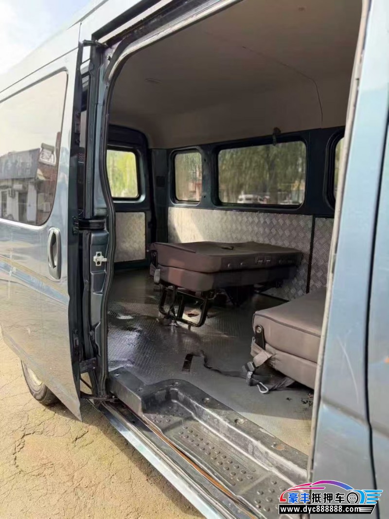 22年东风御风轿车抵押车出售