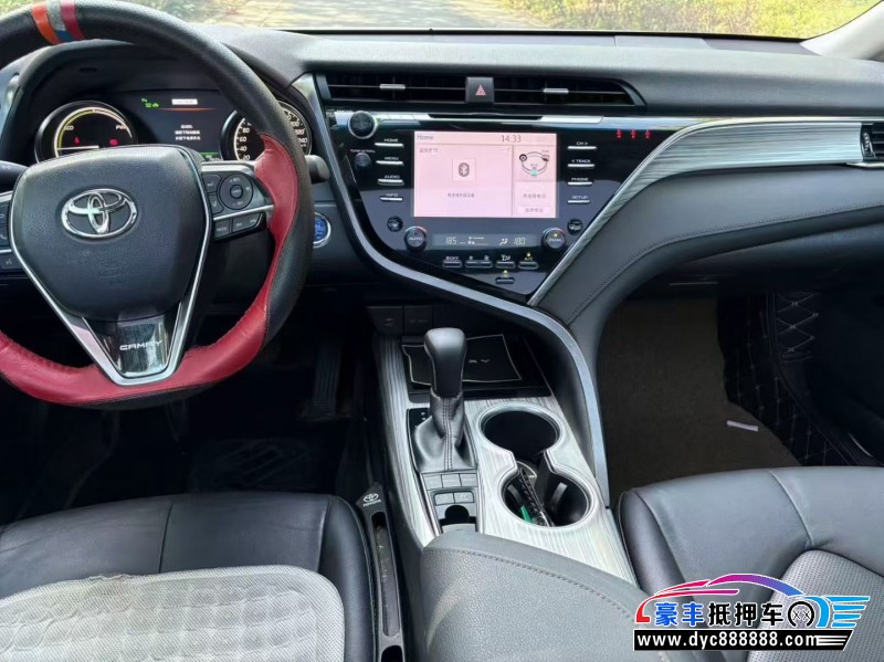 18年丰田凯美瑞轿车抵押车出售