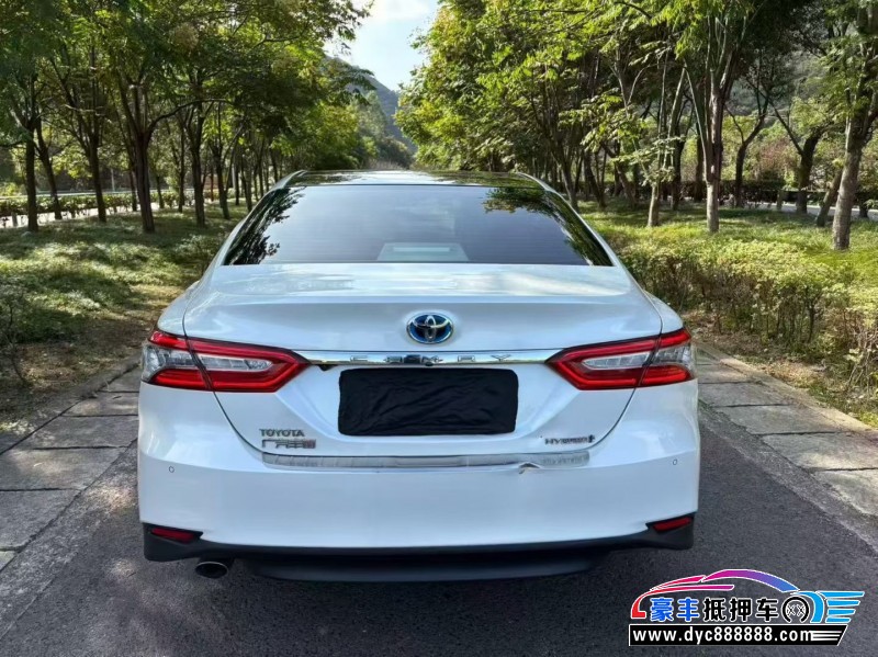 18年丰田凯美瑞轿车抵押车出售