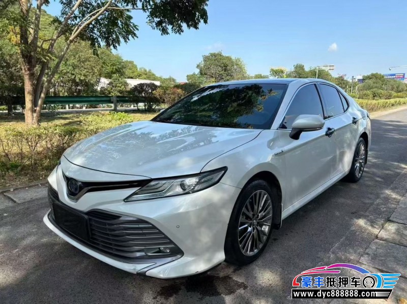 18年丰田凯美瑞轿车抵押车出售