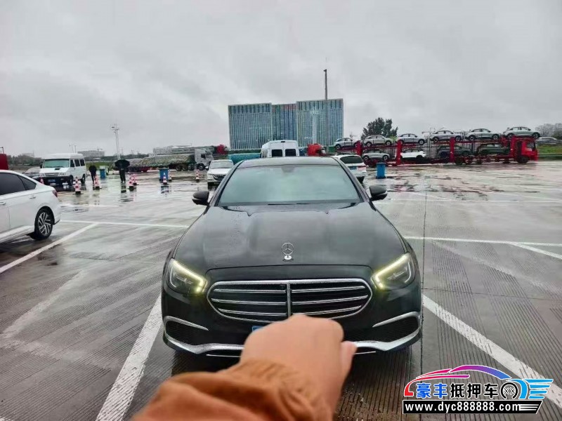 21年奔驰E轿车抵押车出售