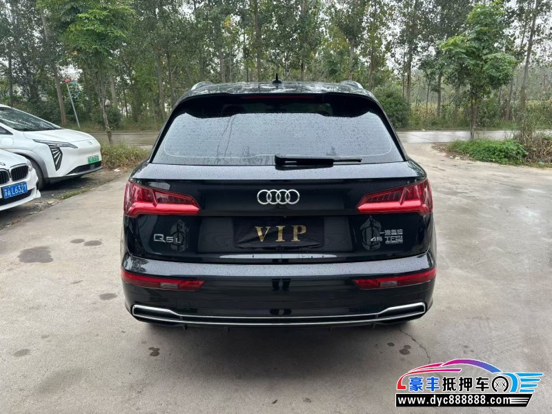 19年奥迪Q5轿车抵押车出售