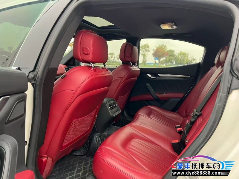 22年玛莎拉蒂Ghibli轿车抵押车出售