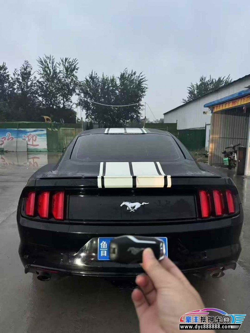 17年福特野马轿车抵押车出售