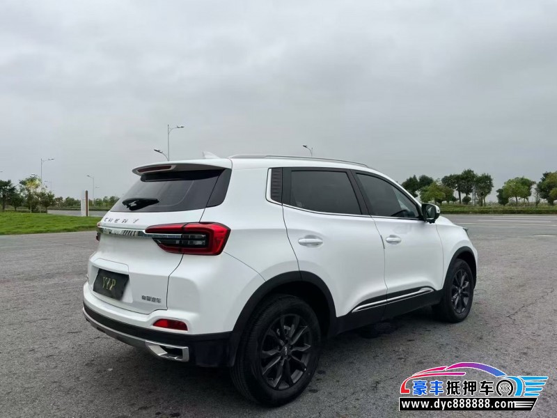 24年奇瑞瑞虎5x轿车抵押车出售