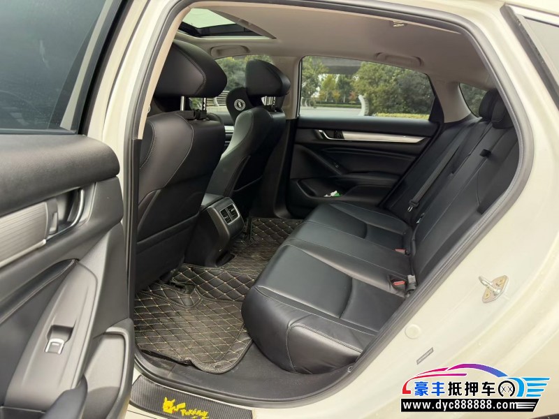 19年本田雅阁轿车抵押车出售