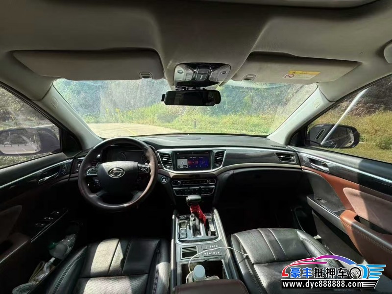 17年传祺GS8轿车抵押车出售