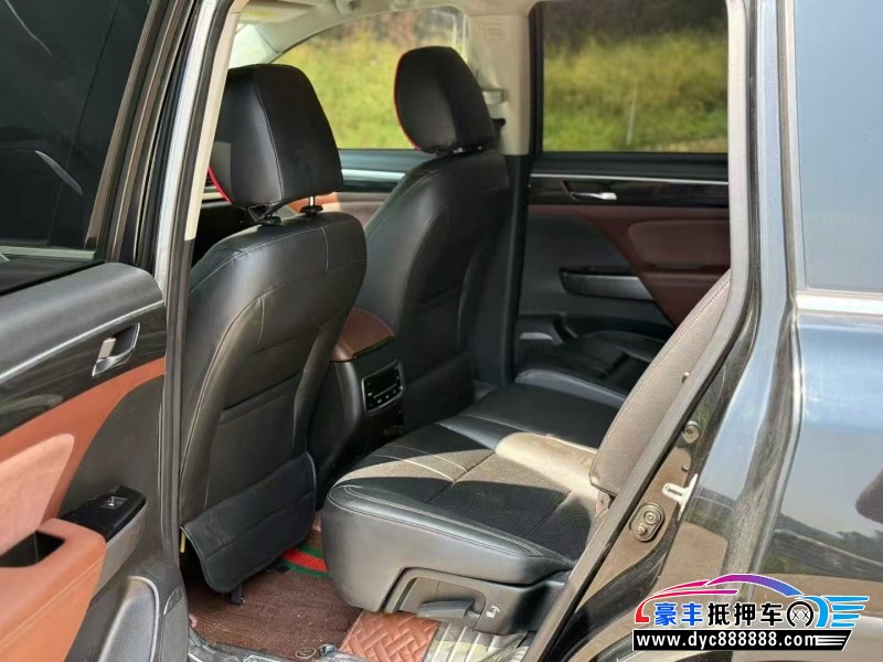 17年传祺GS8轿车抵押车出售