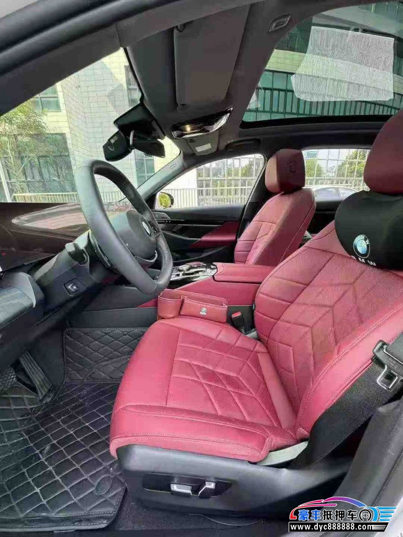 24年宝马5系轿车抵押车出售