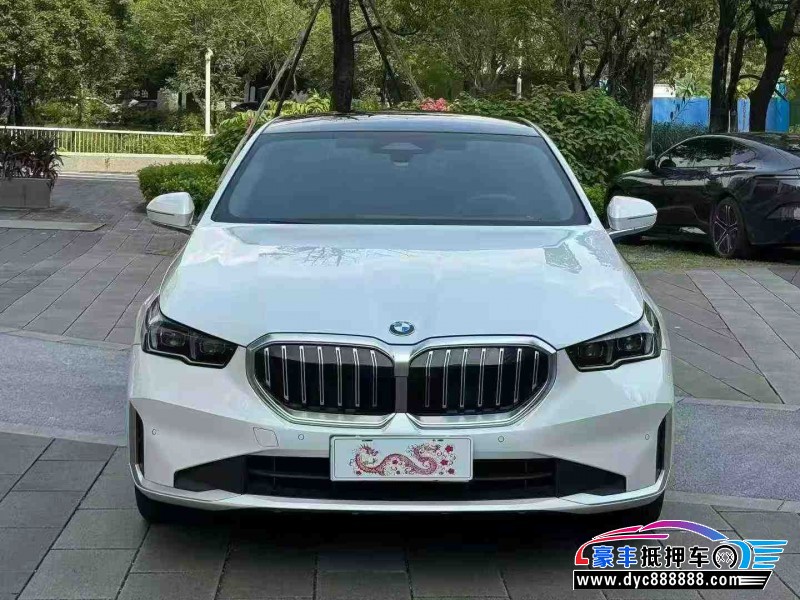 24年宝马5系轿车抵押车出售