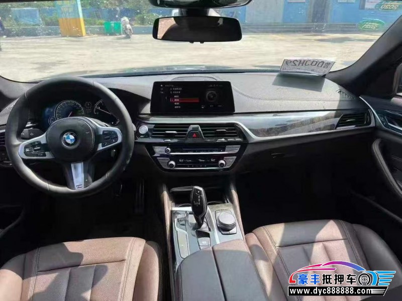 19年宝马5系轿车抵押车出售