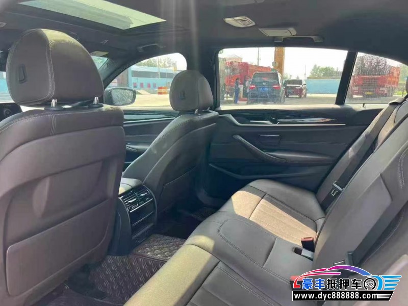 19年宝马5系轿车抵押车出售