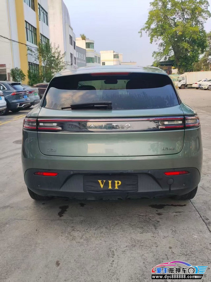 23年华为问界轿车抵押车出售