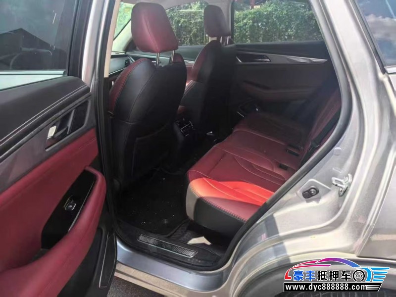 21年长安长安cs85轿车抵押车出售