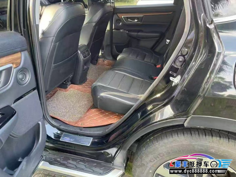 17年本田CR-V轿车抵押车出售