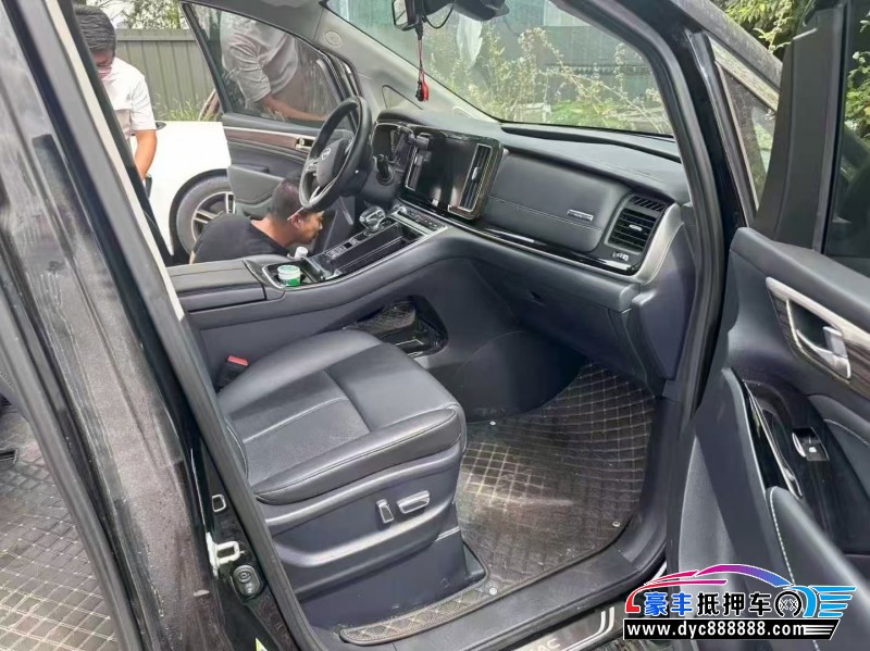 21年传祺M8轿车抵押车出售