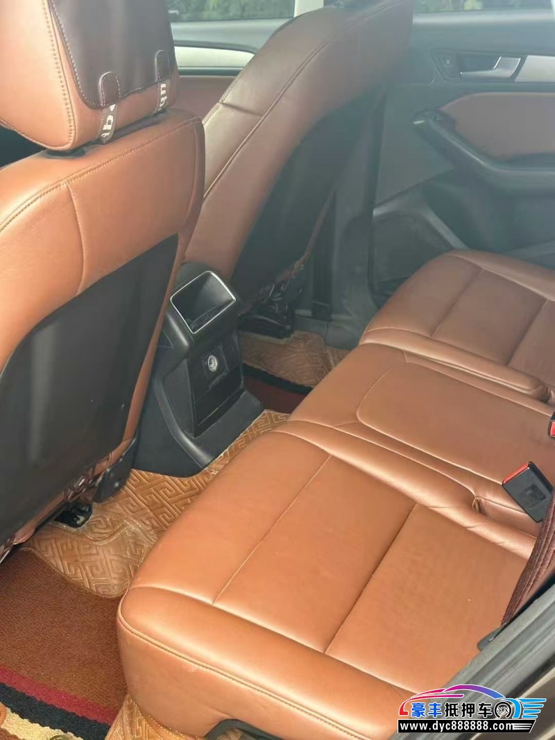 16年奥迪Q5轿车抵押车出售