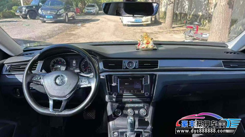 18年大众帕萨特轿车抵押车出售