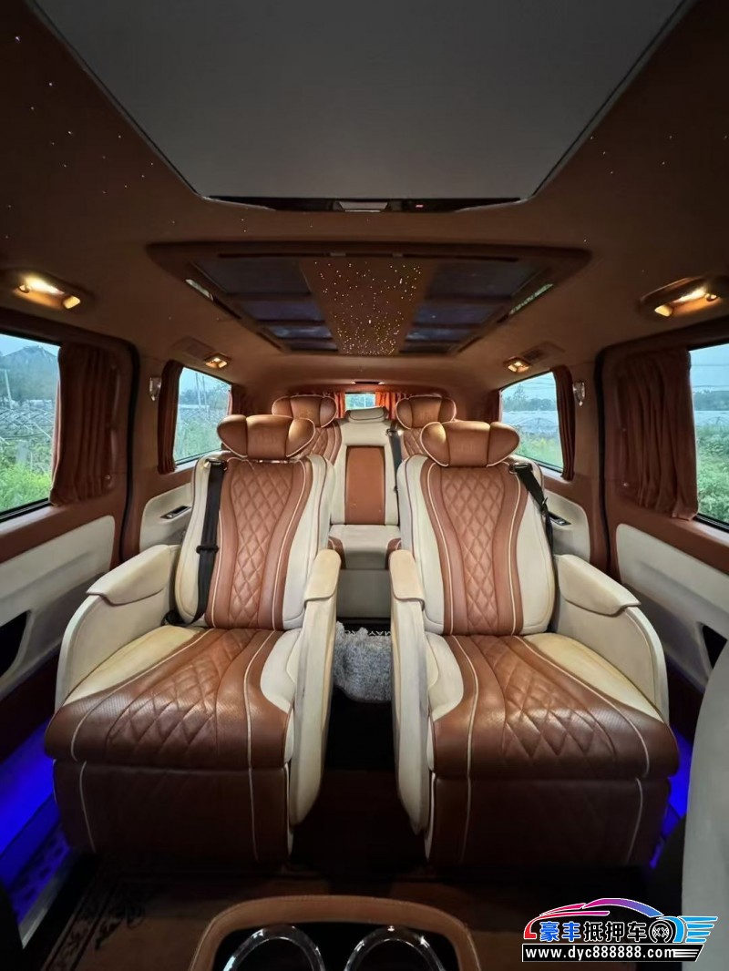 20年奔驰威霆MPV抵押车出售