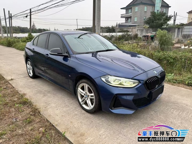 22年宝马1系轿车抵押车出售