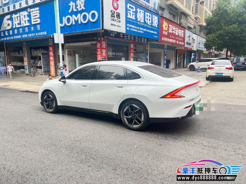 24年五菱星光轿车抵押车出售